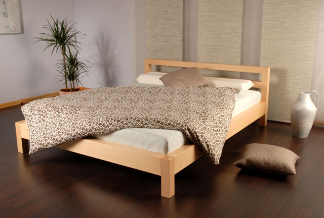 drveni krevet skala